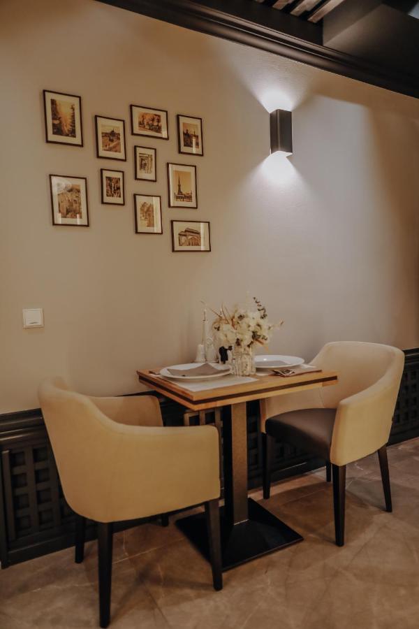 Pensiune Restaurant Capra Neagra Moisei Exterior photo